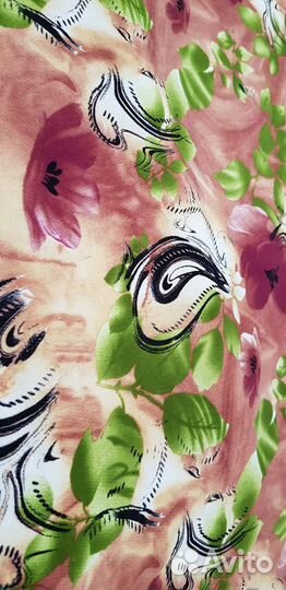 Отрез ткани шелк