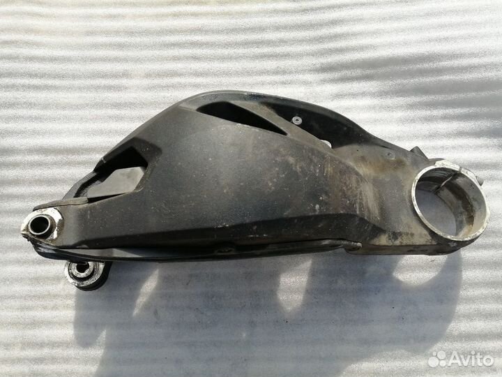 Ducati Multistrada 1200S задний маятник