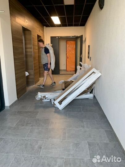 Вывоз строительного мусора старой мебели