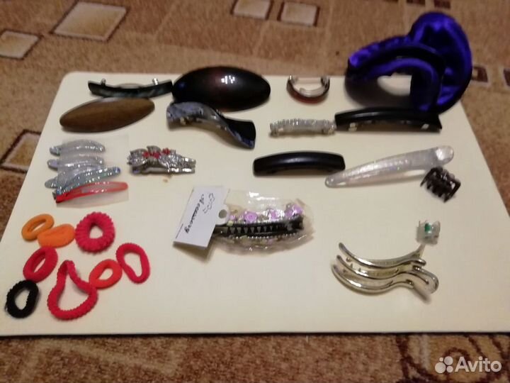 Новые Заколки и резинки цена за все