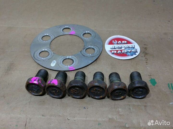 Болты маховика Mazda комплект