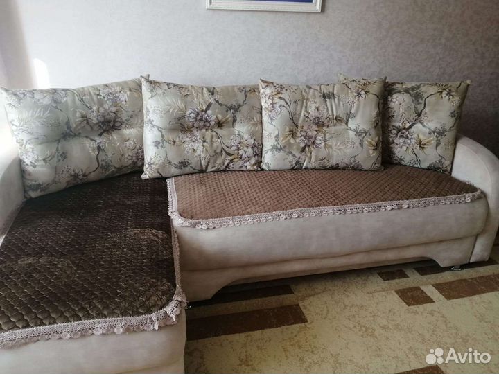 Комплект накидок на угловой диван