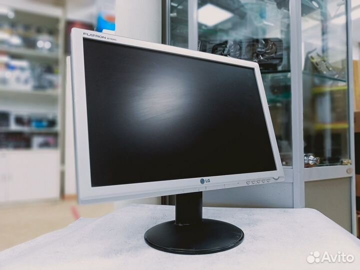 Мониторы LG (VGA)