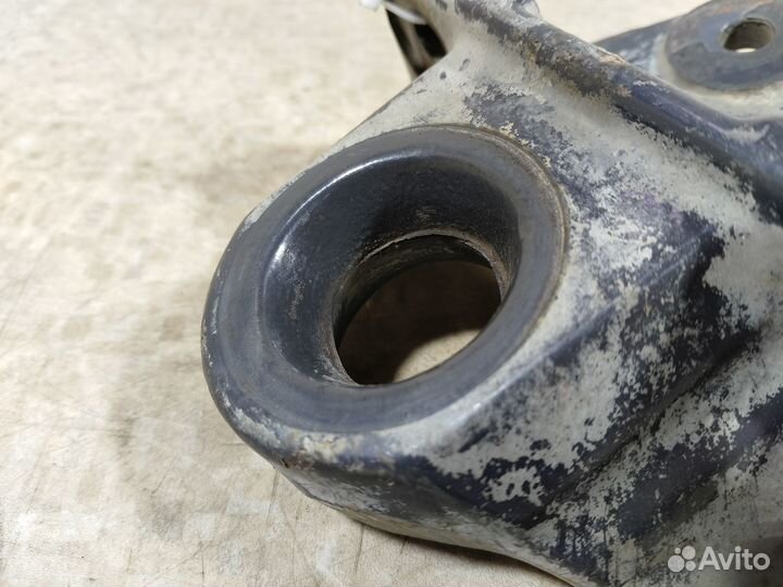 1377727 Кронштейн стабилизатора заднего моста