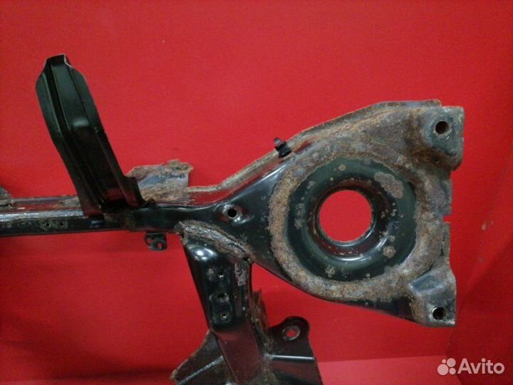 Подрамник задний Nissan Pathfinder R51 YD25ddti