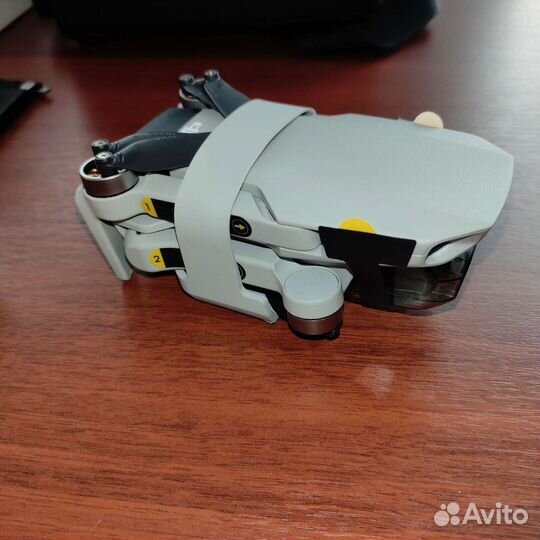 DJI Mini 2 Fly More Combo