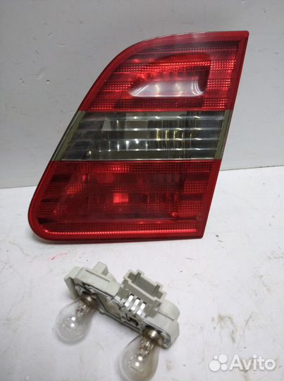 Фонарь задний Mercedes-Benz W245 2005-2011