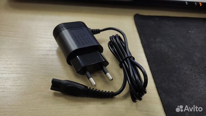 Блок питания для бритвы Phillips 8V 100 mA 1.2 м