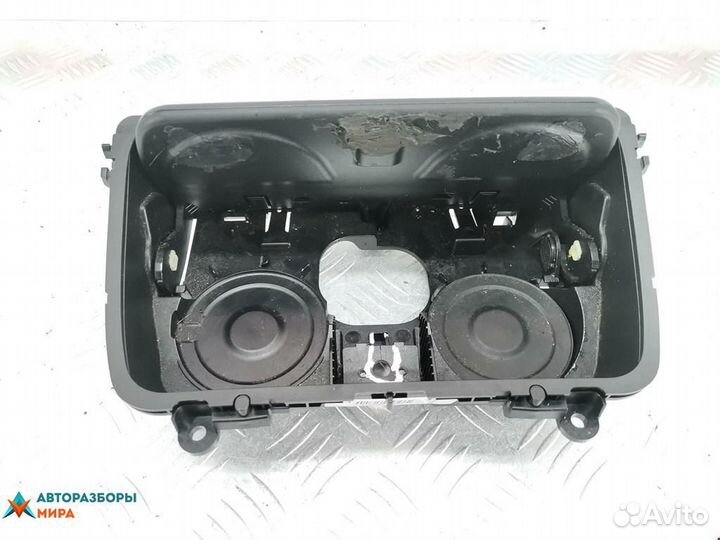 Подстаканник BMW 5 F07/F10/F11 2011