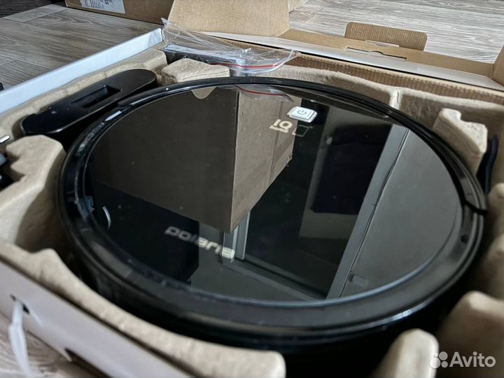 Робот пылесос polaris