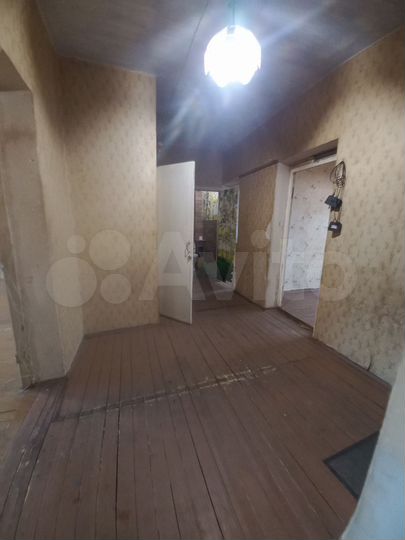 3-к. квартира, 70 м², 4/5 эт.