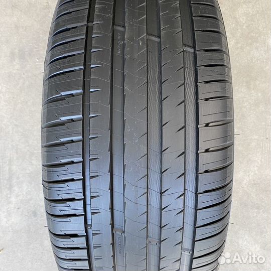 Michelin Pilot Sport 4 SUV 295/40 R21 Y