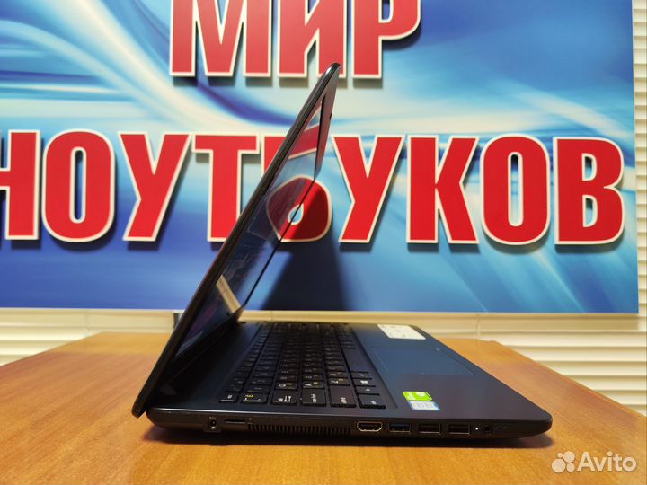 Игровой ноутбук Asus в идеале / i5 8 ядер / Mx 2gb