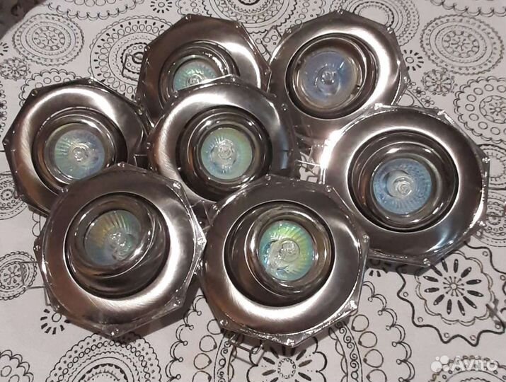 Светильник потолочный встраиваемый