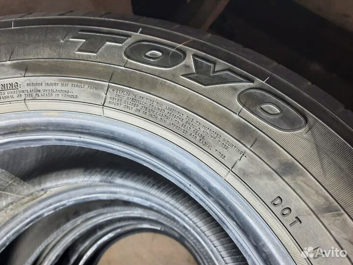 Легкогрузовые toyo R16C 235/65 япония