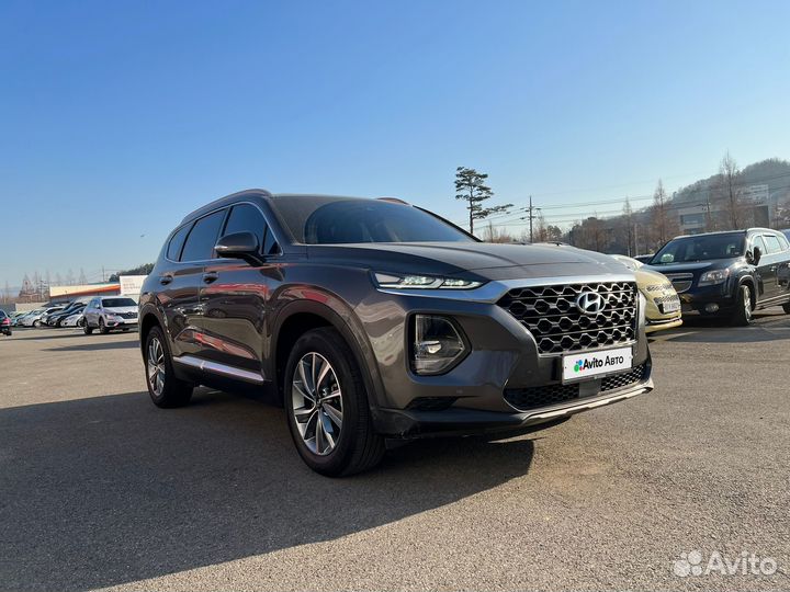 Hyundai Santa Fe 2.0 AT, 2019, 77 000 км