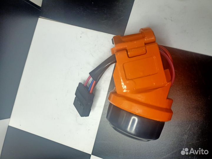 Замок на руль барракуда X5 lada110