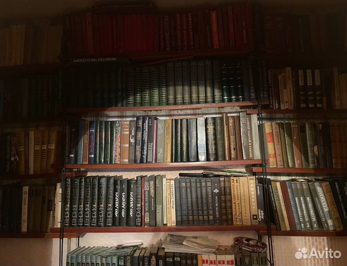 Огромная домашняя библиотека