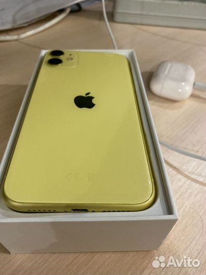 iPhone 11, 128 ГБ