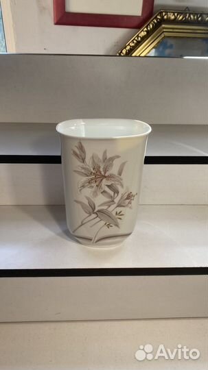 Фарфоровая ваза. Kaiser. Германия