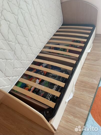 Кровать детская/подростковая