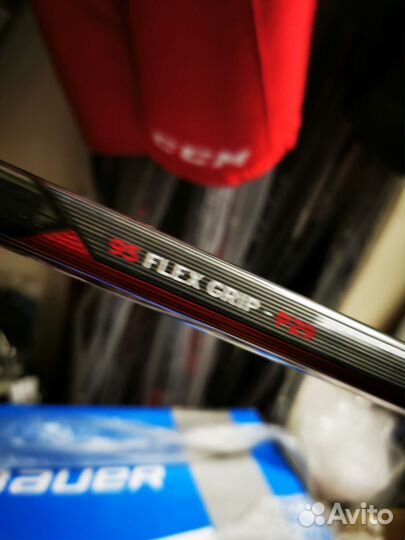 Клюшка CCM JetSpeed FT2 Sr P29/95R