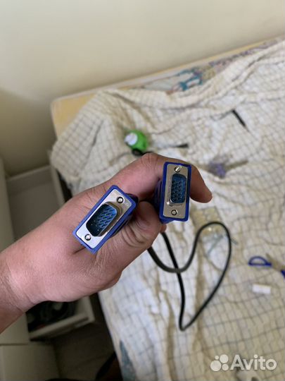 Кабель на монитор