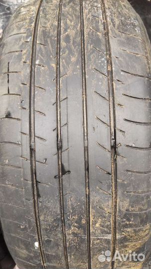 Yokohama BluEarth AE51 215/55 R17 94S