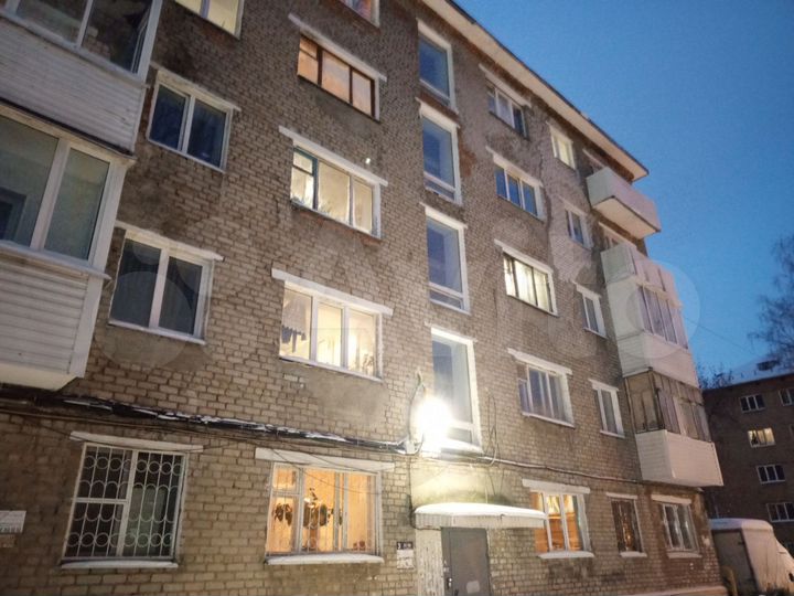 Комната 17 м² в 6-к., 4/5 эт.