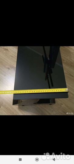 Стеклянная тумба под аппаратуру и тв