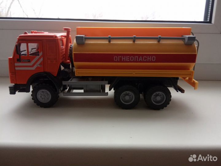 Камаз бензовоз - модель