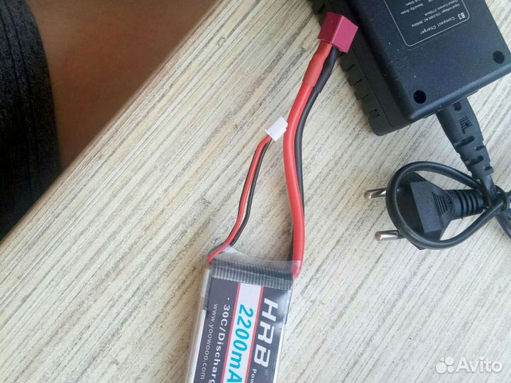 Зарядное устройство build power B3 Compact Charger
