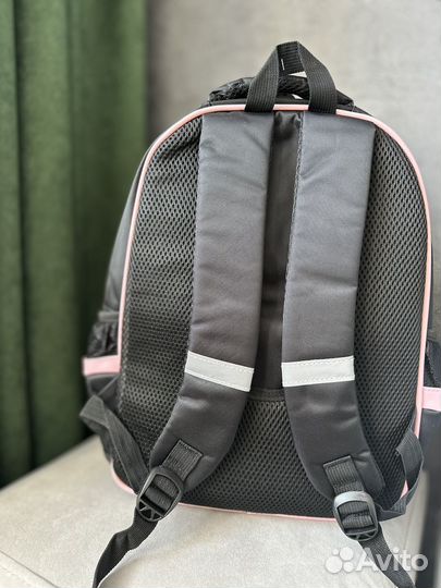 Новый школьный рюкзак, ранец, портфель