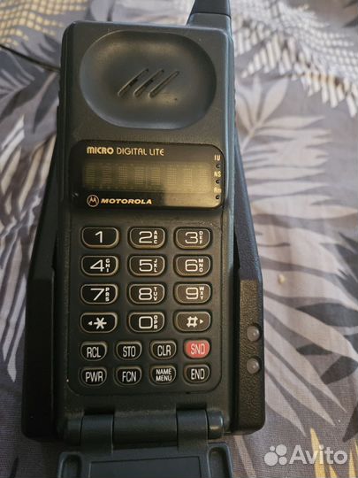 Motorola A1000