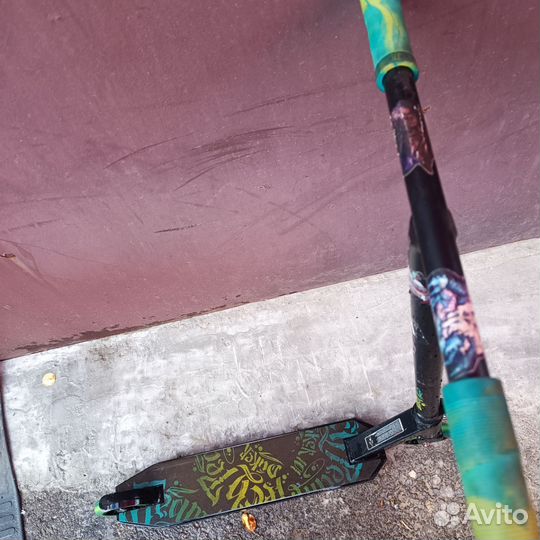 Самокат трюковой