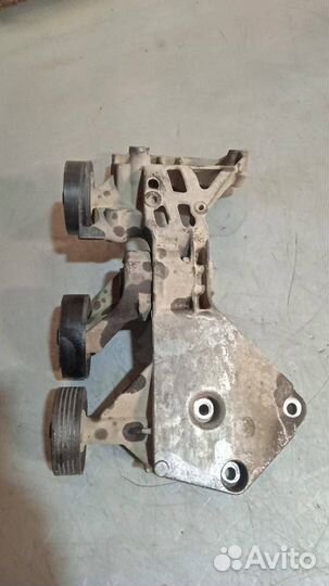 Кронштейн генератора Mercedes-Benz A-Класс W168