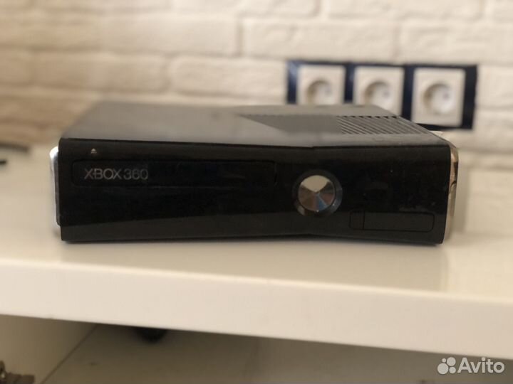 Xbox 360 с кинектом