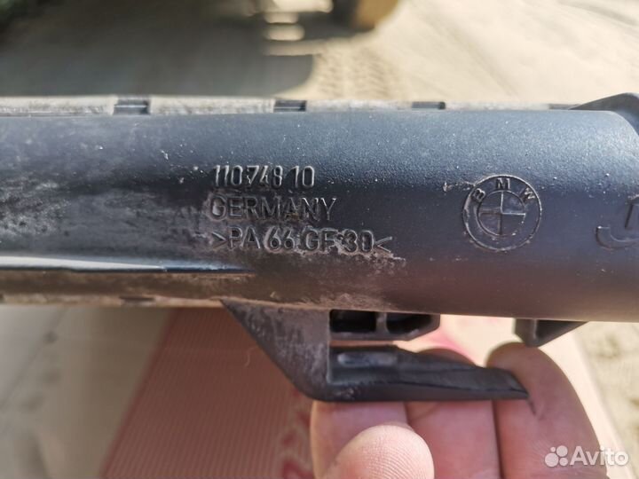 Радиатор BMW