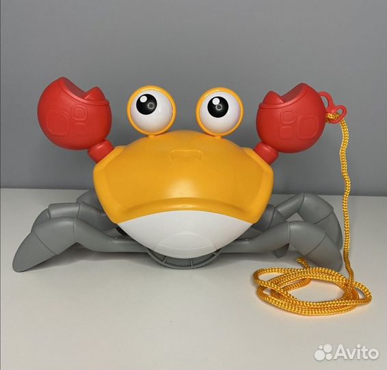 Игрушка Веселый краб, ходит за веревочку
