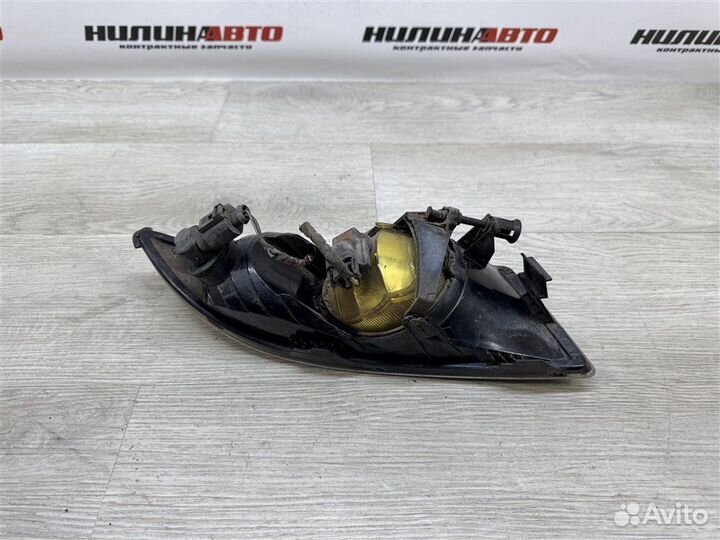 Фара противотуманная передняя левая Skoda Fabia 2