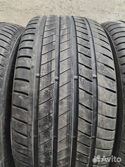 Bridgestone Alenza 001 275/45 R20 и 305/40 R20 112Y