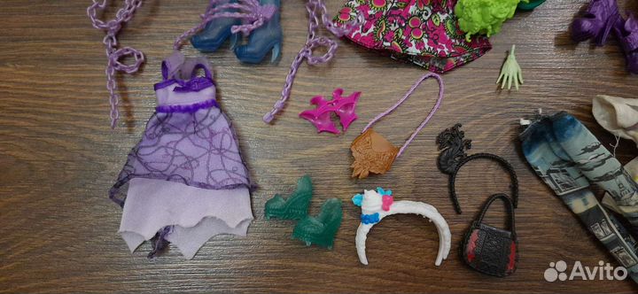 Аксессуары и одежда для кукол монстр хай