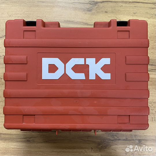 Угловая шлифмашина аккумуляторная DCK kdsm03-125