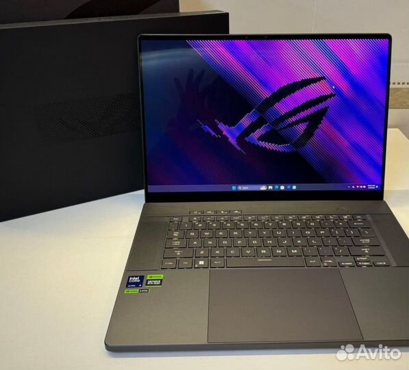 Asus ROG Zephyrus G16 2024 Ultra 9 /16GB/4070