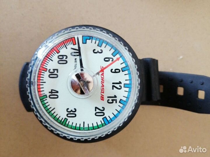 Глубиномер наручный