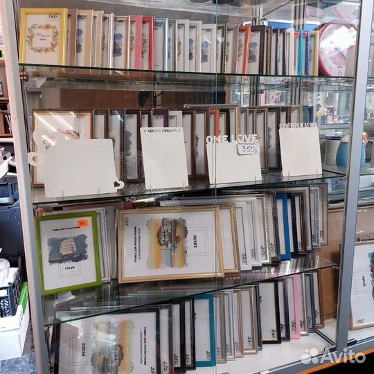 Рамки для фото и картин