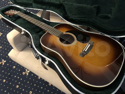 Martin HD-28 Acoustic Guitar - Ambertone новая