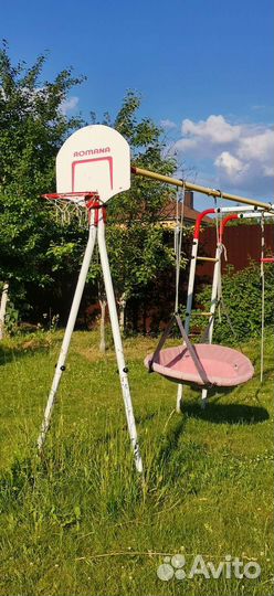 Детская спортивная игровая уличная площадка