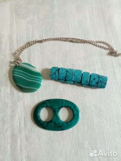 Кулон на цепочке с натуральным камнем