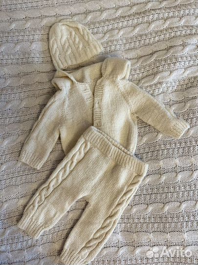 Вязаный костюм детский ручная работа